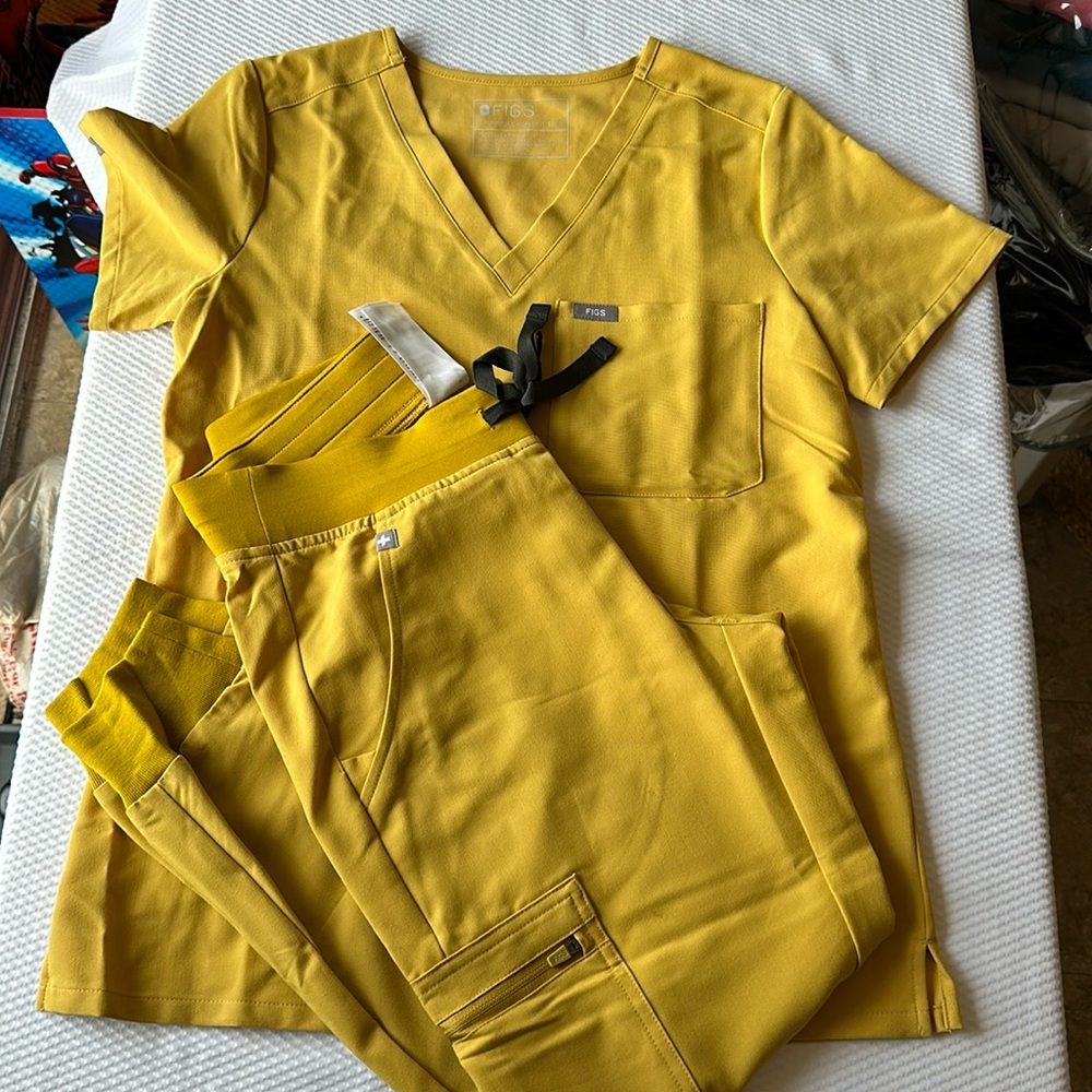 Figs Women's Scrub Set in Mustard Yellow